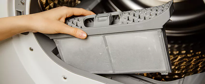 Signs Of A Clogged Dryer Lint Trap in Jeffersontown, Kentucky